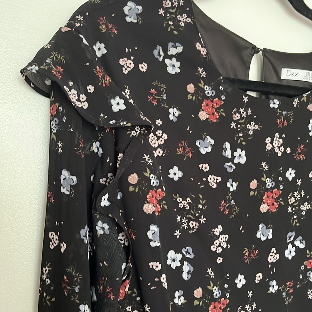 DEX | Ruffle Black Floral Blouse Sz M - Picture 3 of 8